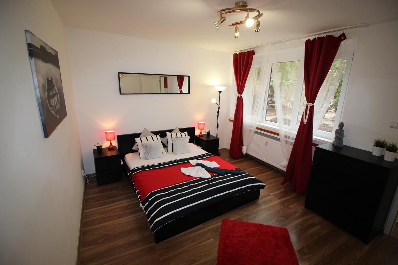 Smart City Prague Apartment Экстерьер фото